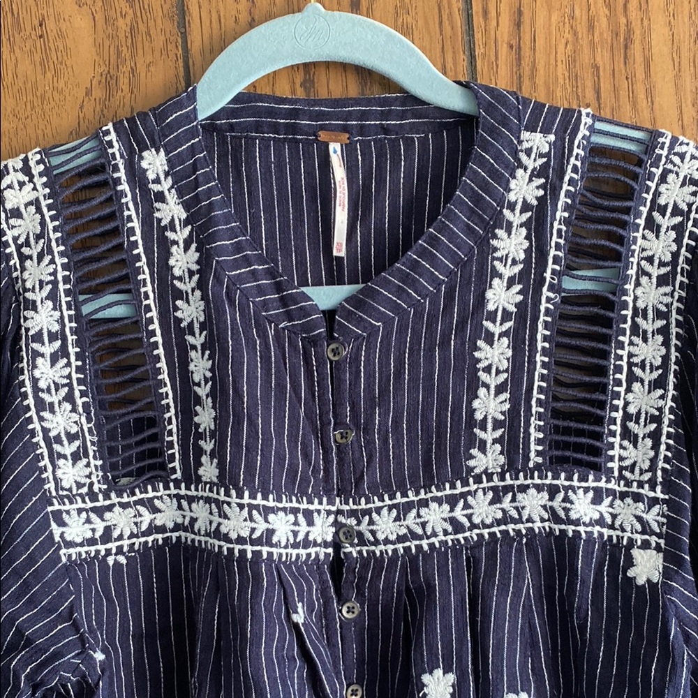 Free People Blue and White Embellished Boxy Blouse - Picture 3 of 7